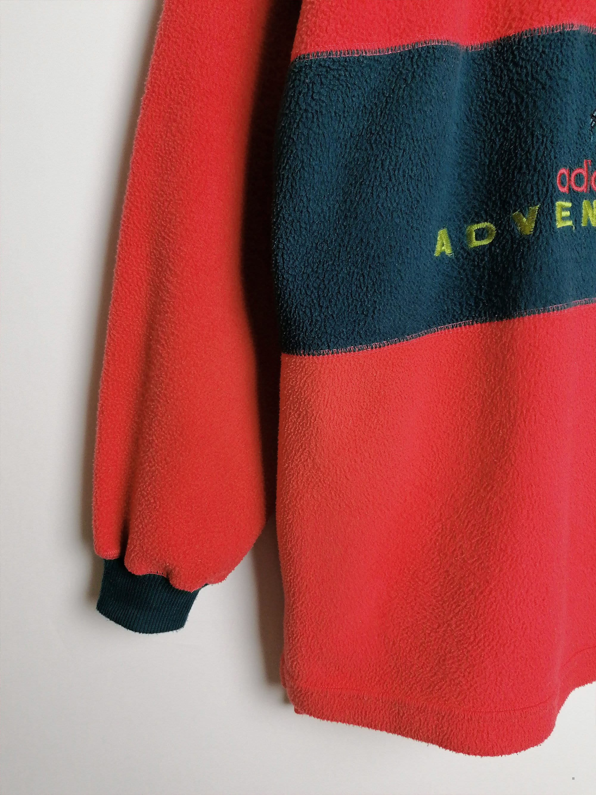 90's ADIDAS ADVENTURE Youth Size Fleece - size S-M / 14 yrs / 164 cm