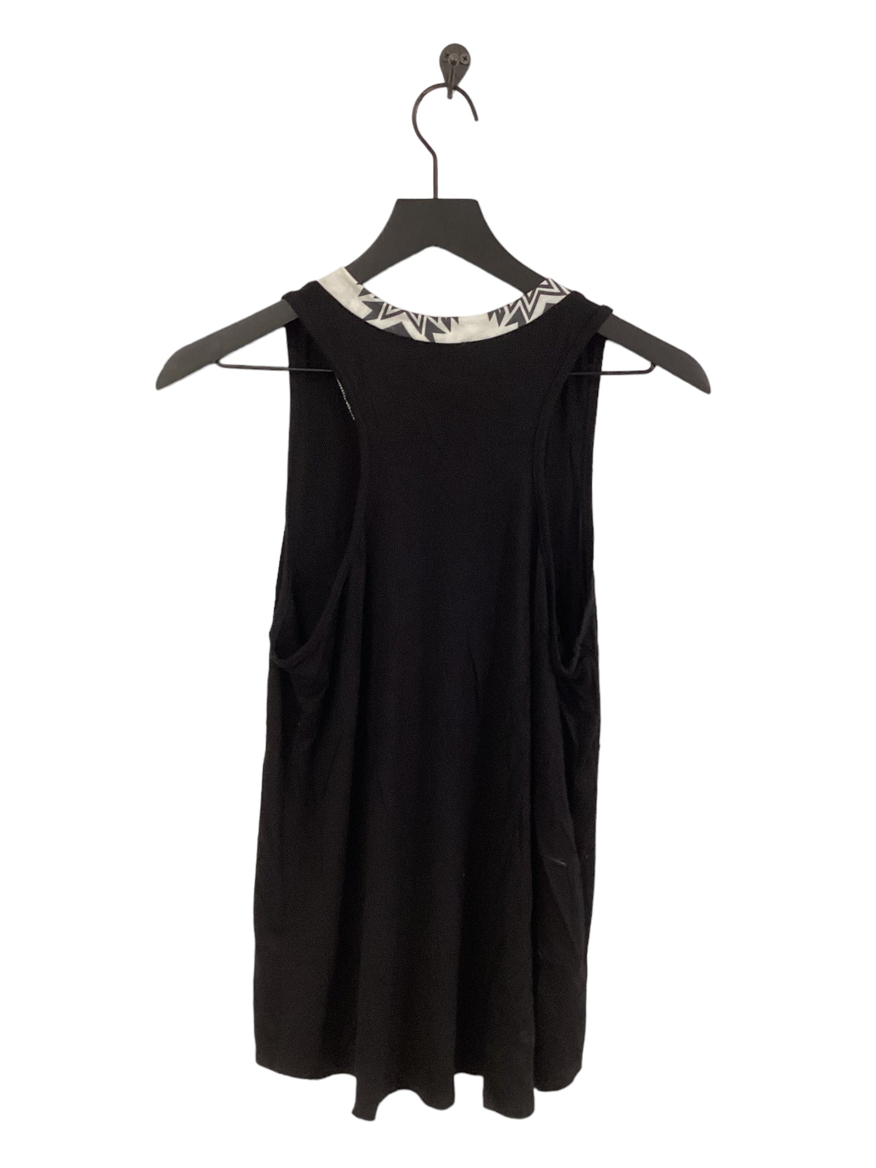 Top Sleeveless Basic By Clothes Mentor  Size: S